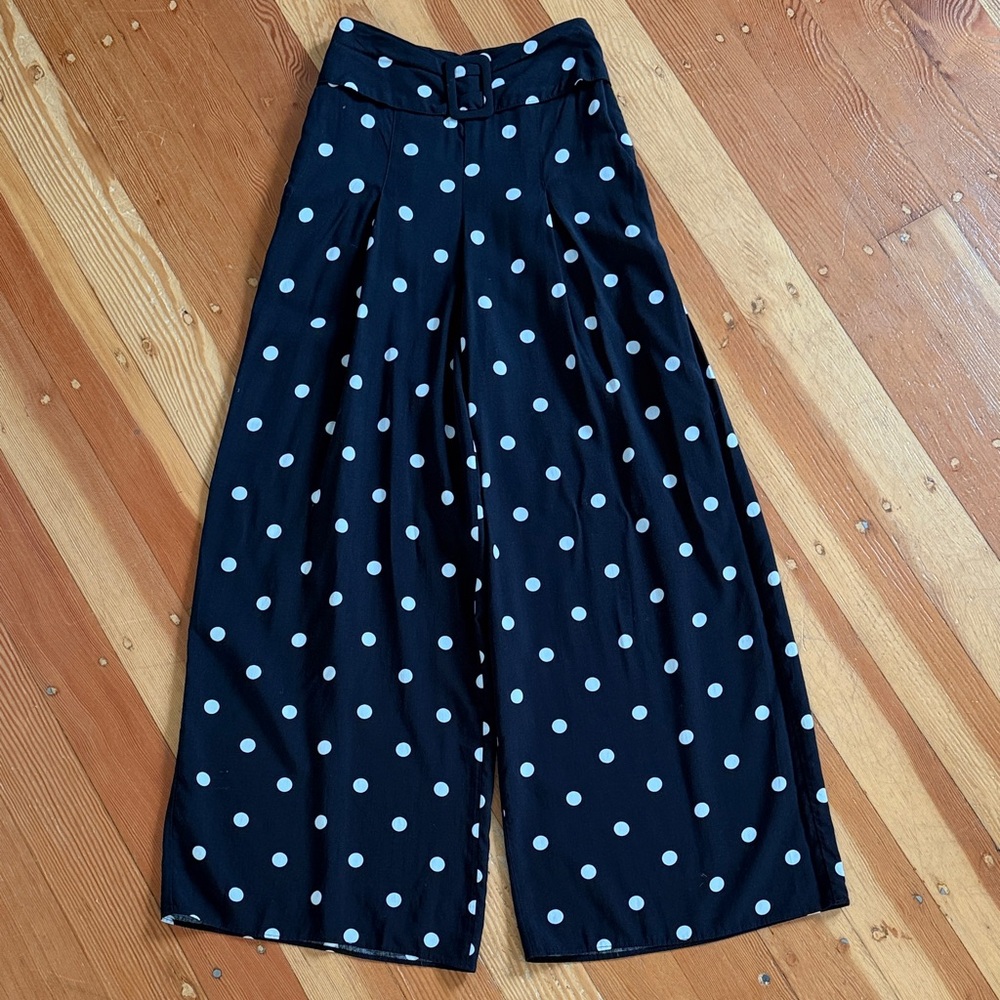 Urban‎ Outfitters Wide Leg Pleated Black Polka Dot Pants XS